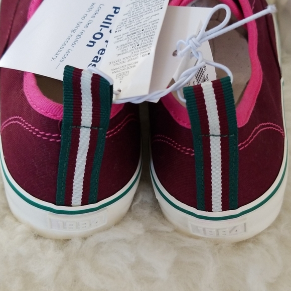 Old Navy Girl's Easy Peasy Pull on shoes - Picture 4 of 6